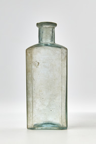 Domestic object - Bottle, E. Daintree pharmacy bottle