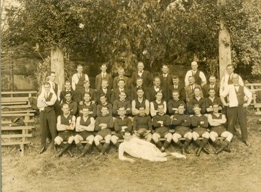 Photograph, Stawell Football Club Club Officials & Trainers at Central Park 1924