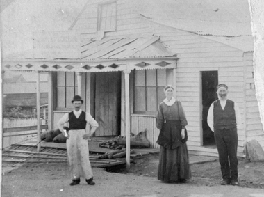 Photograph, Mr Nicholas Scallan’s Store in Stawell East c1865 -1870