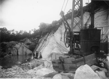 Photograph, Picknickers outing at Heatherlie Quarry in the Mt Difficult Area, c 1914 -18