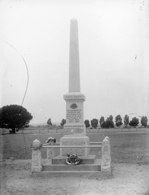 Photograph, War Memorial W W 1 at Joel Joel