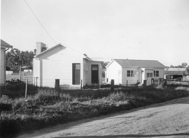 Photograph, Eventide Homes in Stawell -- some of the 1 st Homes