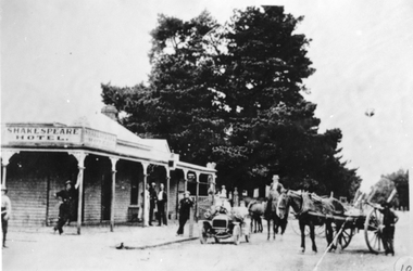 Photograph, Shakespeare Hotel in Great Western