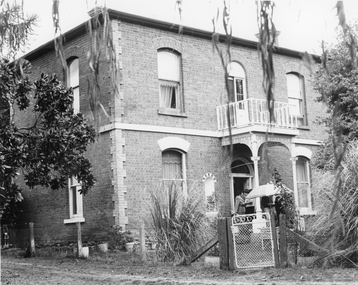 Photograph, Mr Jens Kofoed’s home in Armstrong