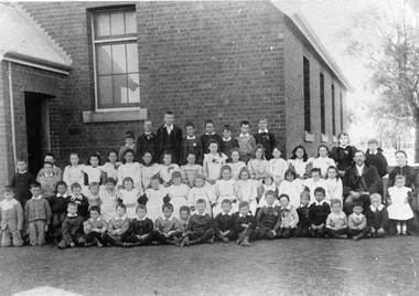 Photograph, Deep Lead Primary School Students c1900