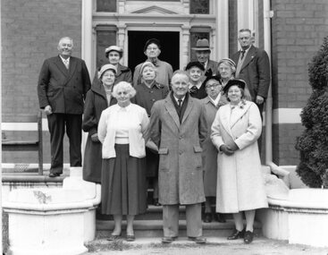 Photograph, Stawell Senior Citizens Club Formation with the Committee on the steps of "Oban" House in Scallan Street 1958