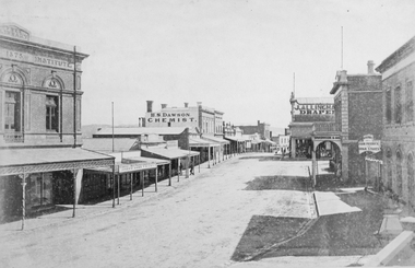 Photograph, Upper Main Street Stawell looking West with the Mechanics institute built in 1875 1878