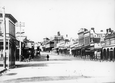 Photograph, Main Street Stawell looking East from Post Office 1912