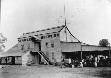 Photograph, Brewery Building of the Stawell Brewery originally owned by Thomas Powell and later Bryant and Co in Stawell West near the Botanical Reserve