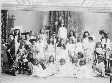 Photograph, Group of Children in Fancy Dress to raise funds for the Stawell Hospital 1898