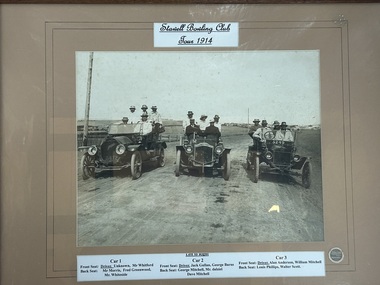 Photograph, Bowling Club with 3 motor cars & fourteen males on the outskirts of Warrnambool 1914