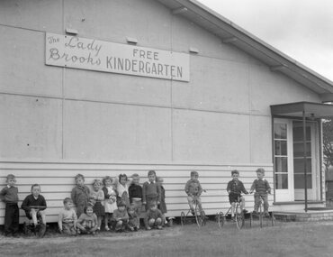 Photograph, Lady Brooks Free Kindergarten in Sloane Street Stawell