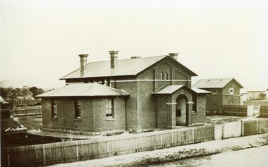 Photograph, Court House and Cells Pleasant Creek Stawell 1866