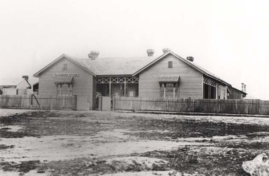 Photograph, Telegraph Office Pleasant Creek Stawell 1866