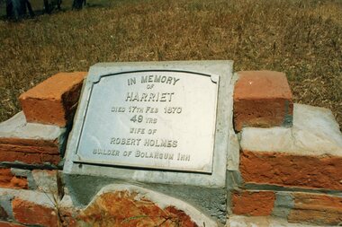 Photograph, Harriet Holmes grave at Bolangum / Kanya -- 2 Photos -- Coloured