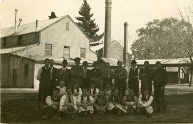 Photograph, School of Mines Stawell  -- Probably teachers c 1916-1918