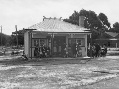 Photograph, Stawell Croquet Club House 1940-41 in Sloane Street