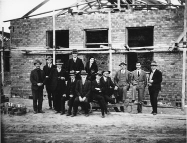 Photograph, Stawell Hospital Building Commitee  c1933-1934