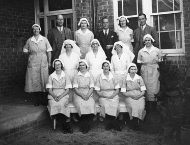 Photograph, Stawell Hospital Medical & Nursing Staff
