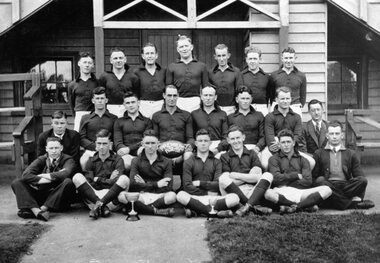 Photograph, Warriors Football Team -- Premiers 1933