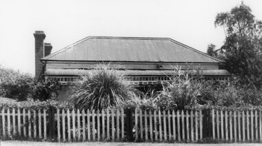 Photograph, "Briarvale' -- Munro Family Home on the corner of Longfield & Foster Streets Stawell West