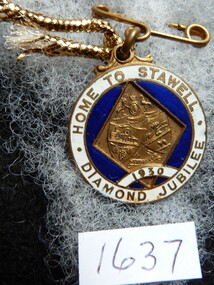 Memorabilia - Badge, Round Home to Stawell 1930 Diamond Jubilee Badge, 1930
