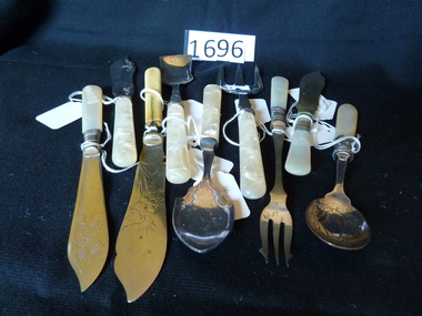 Memorabilia - Realia
