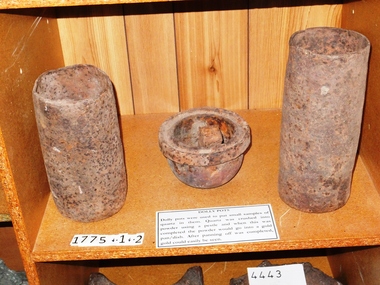 Memorabilia - Realia, Pestle & Mortar, pre 1920's