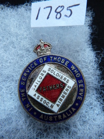 Memorabilia - Badge