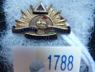 Memorabilia - Badge, Rising Sun Badge, 1940's
