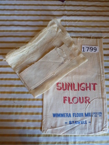 Memorabilia - Realia, Flour Sack from Wimmera Flour Mill, c1950's