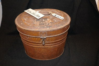 Memorabilia - Realia
