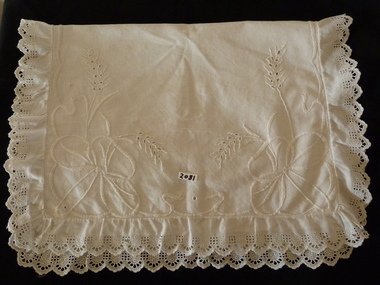 Textile - Costume and Accessories, c1920