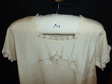 Clothing - Costume and Accessories, c1915