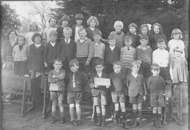 Photograph, Stawell State School Number 502 Grade 1B. Unknown Year c1920's