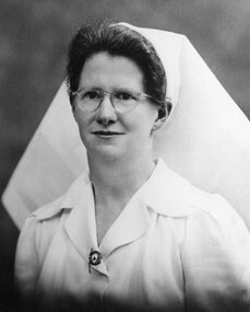 Photograph, Nurse Jean Hughes nee Wood in uniform 1945 -- Studio Portrait