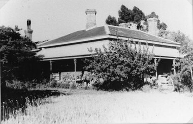 Photograph, Police House in Stawell West  -- Corner of Griffith Street and Leslie Street