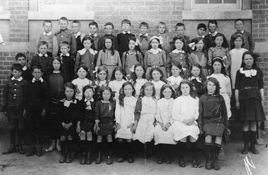 Photograph, Stawell Primary School Number 502 Pupils
