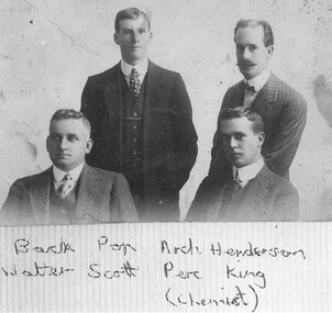 Photograph, Mitchell, Henderson, Scott & King 1900-1910 -- Studio Portrait