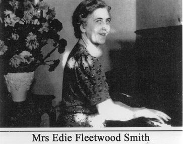 Photograph, Mrs Edie Fleetwood-Smith nee Ubknown at the piano