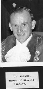 Photograph, Cr W Pyke -- Mayor 1986-1987