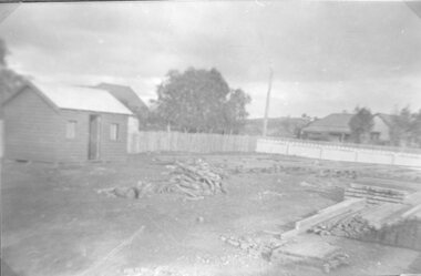 Photograph, Home under Construction in  Walker St Stawell -- owned by Mr R L Henderson