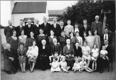Photograph, Chapman Family Reunion c1930 -- with Names