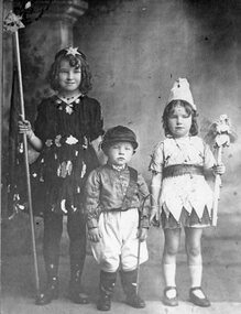 Photograph, Abbott Family children in Concert c1915 -- Studio Portrait