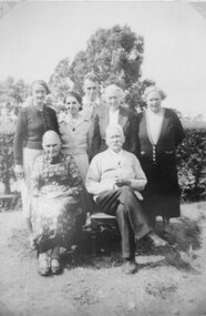 Photograph, Mr John Perry & Mrs Caroline Perry nee Unknown seated, from Deep Lead,  with their family -- Jess, Gladys, Jack, Maud & Caroline