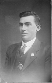 Photograph, Mr James Freeland from Deep Lead 1920’s -- Studio Portrait