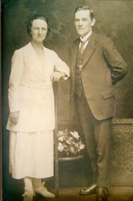 Photograph, Mrs Francis Bennett nee Egan & Mr James Bennett from Deep Lead 1921 -- Studio Portrait