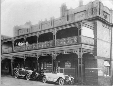 Photograph, Bull & Mouth Hotel in Main Street Stawell built 1907, with cars out at the front c1921