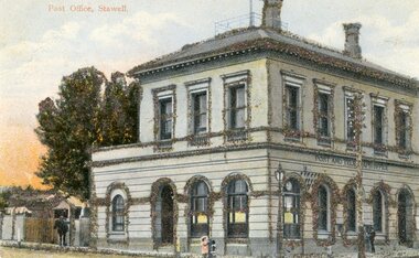 Photograph, Stawell Post Office -- Postcard -- addressed to Mr George Woodin Lubeck