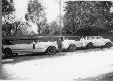 Photograph, Mr R A Claringbold Hire Car Service in Victoria Street Stawell near Central Park 1929